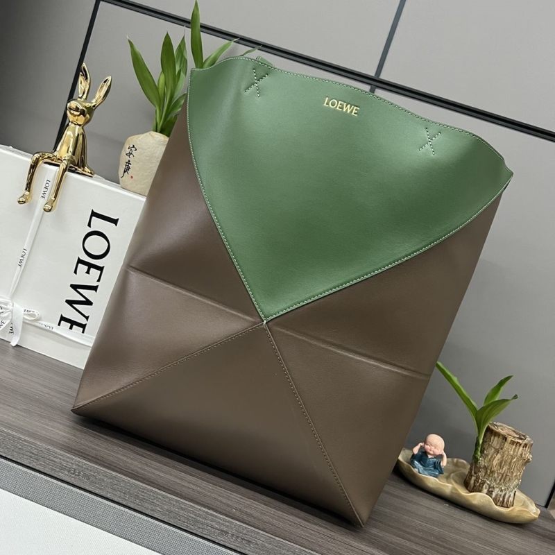 l*ew* shopping bags